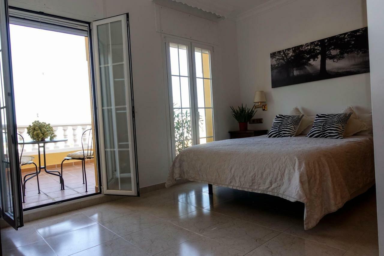 Villa Borja Torre Del Mar Bagian luar foto