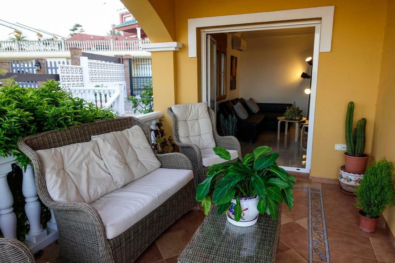 Villa Borja Torre Del Mar Bagian luar foto