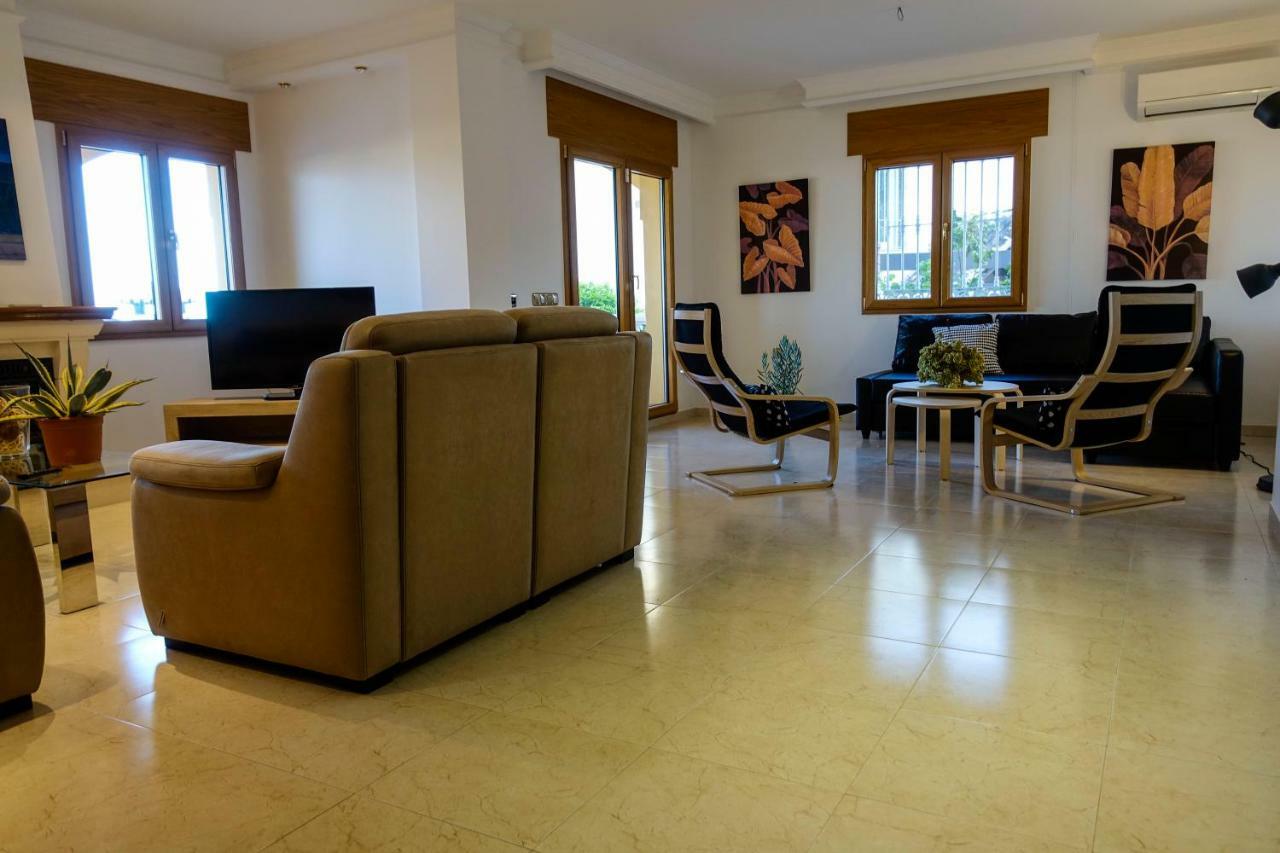 Villa Borja Torre Del Mar Bagian luar foto