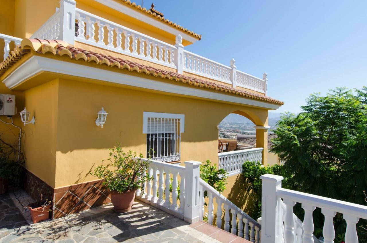 Villa Borja Torre Del Mar Bagian luar foto